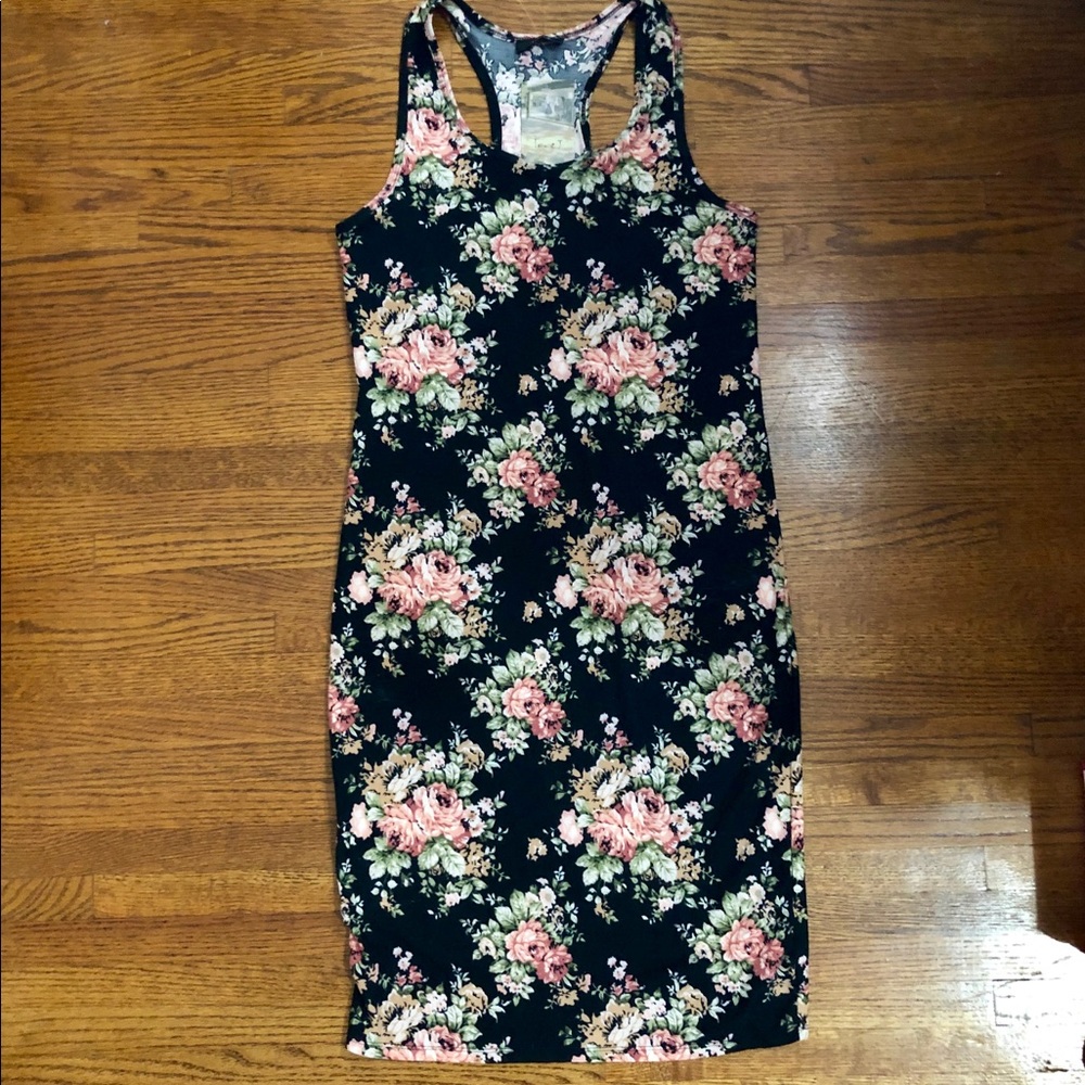 NEW Black Floral Bodycon Dress